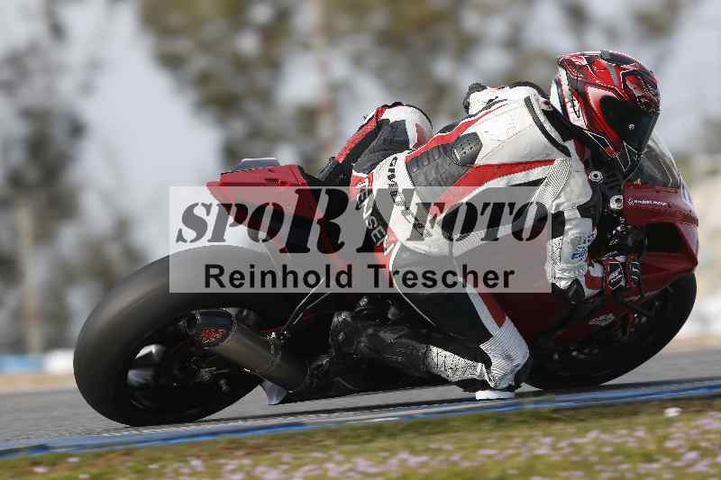 /Archiv-2024/02 29.01.-02.02.2024 Moto Center Thun Jerez/Gruppe schwarz-black/backside